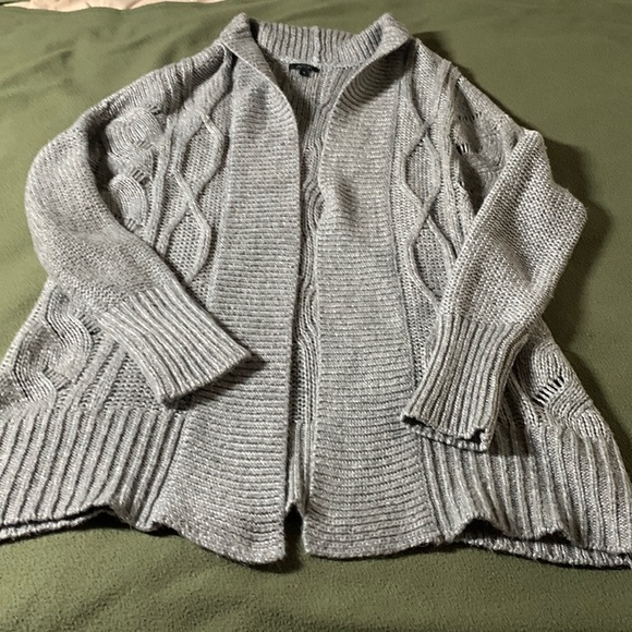 Apt. 9 Sweaters - Apt. 9 gray and silver sweater.  Drop sleeve.  Open front.  Open weave.  Size M